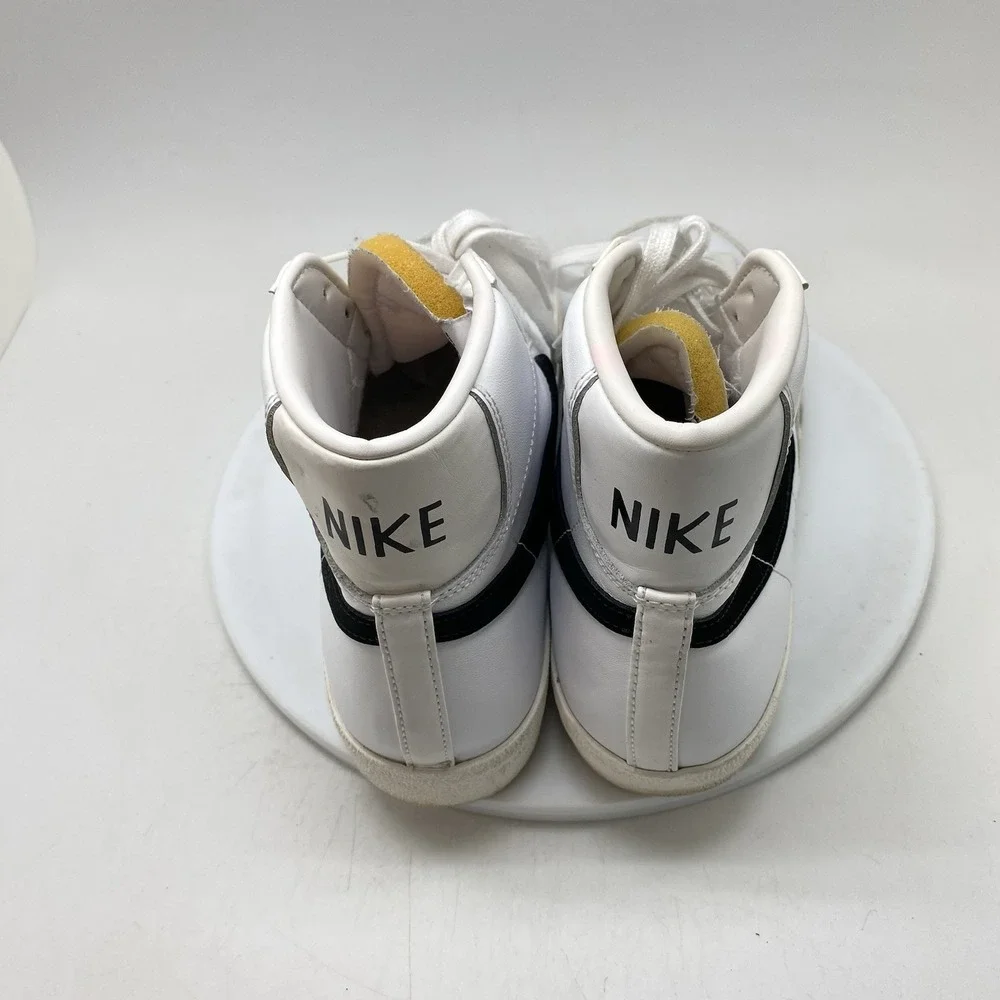 Nike Sneakers Blazer Mid 77 Vintage Mens 10.5 White Black BQ6806-100 High Top